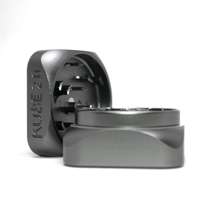KRUSH 2.0 metall grinder – Fordampere (bakfra)